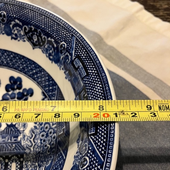 RARE William Blue by Johnson Bros England 8” Round Vegetable Bowl - Picture 7 of 8